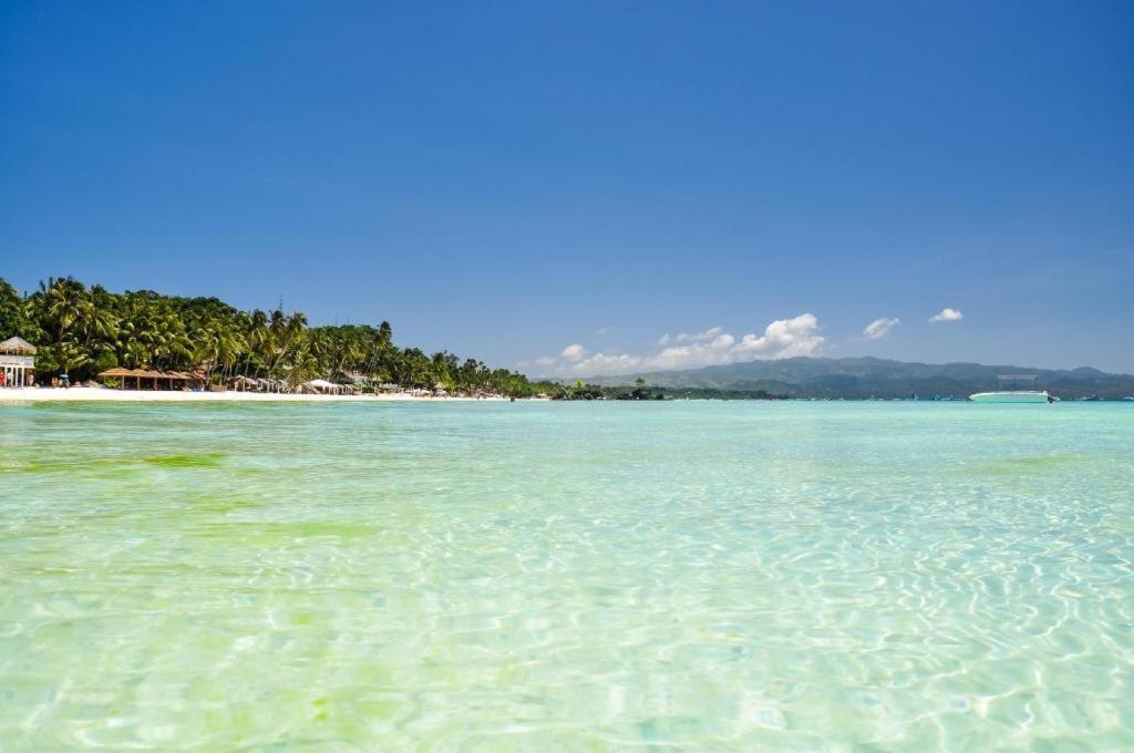 Fat Jimmy'S Hotel Boracay Balabag  Ngoại thất bức ảnh