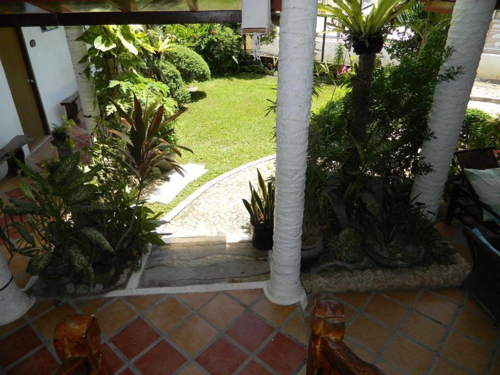 Fat Jimmy'S Hotel Boracay Balabag  Ngoại thất bức ảnh