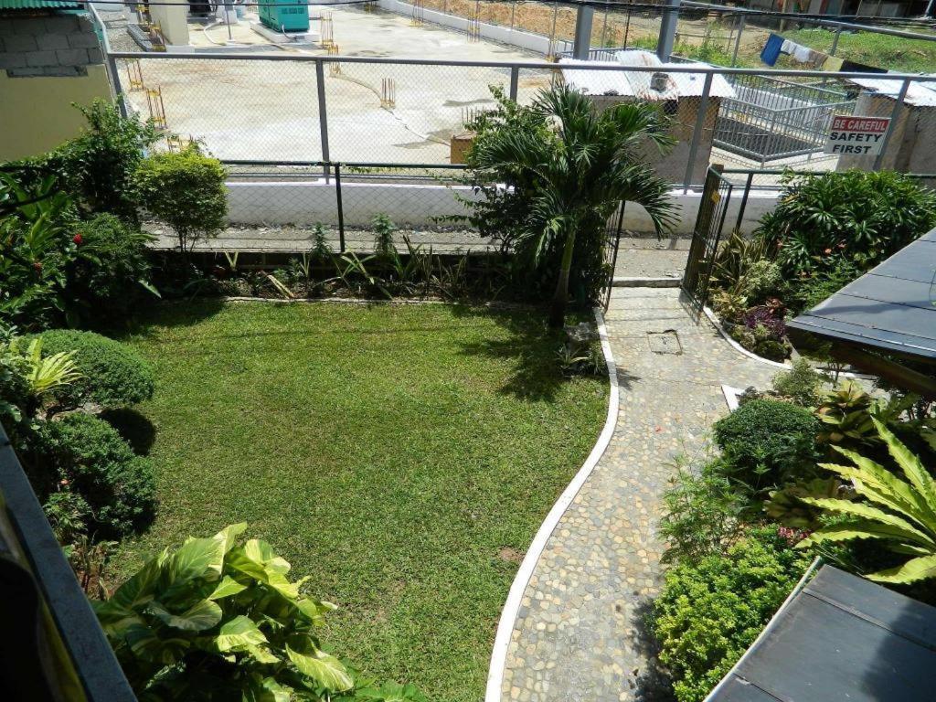 Fat Jimmy'S Hotel Boracay Balabag  Ngoại thất bức ảnh